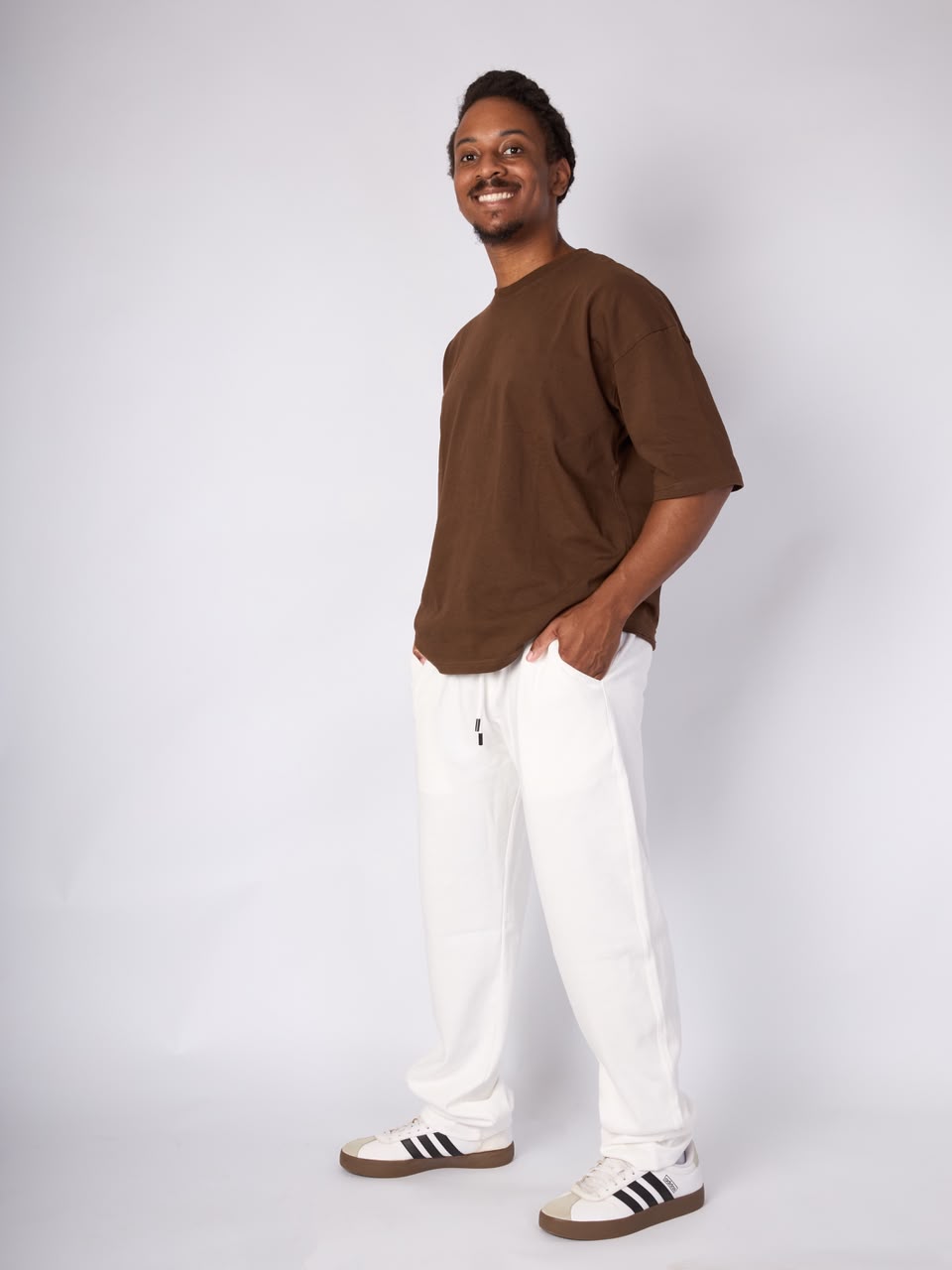 Baseline  Essential –  White