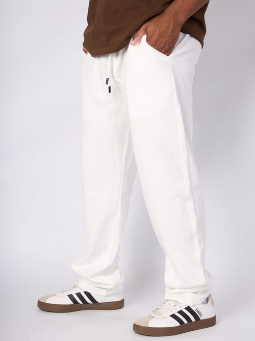 Baseline  Essential –  White